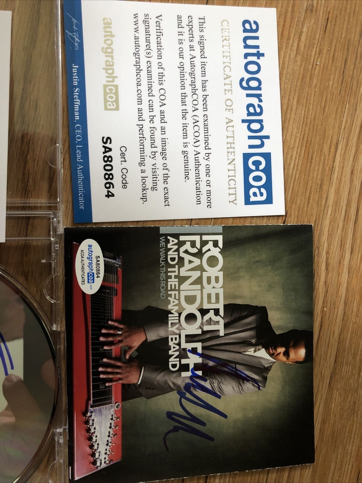Robert Randolph And The Family Band Signed Cd And Booklet Acoa Certified